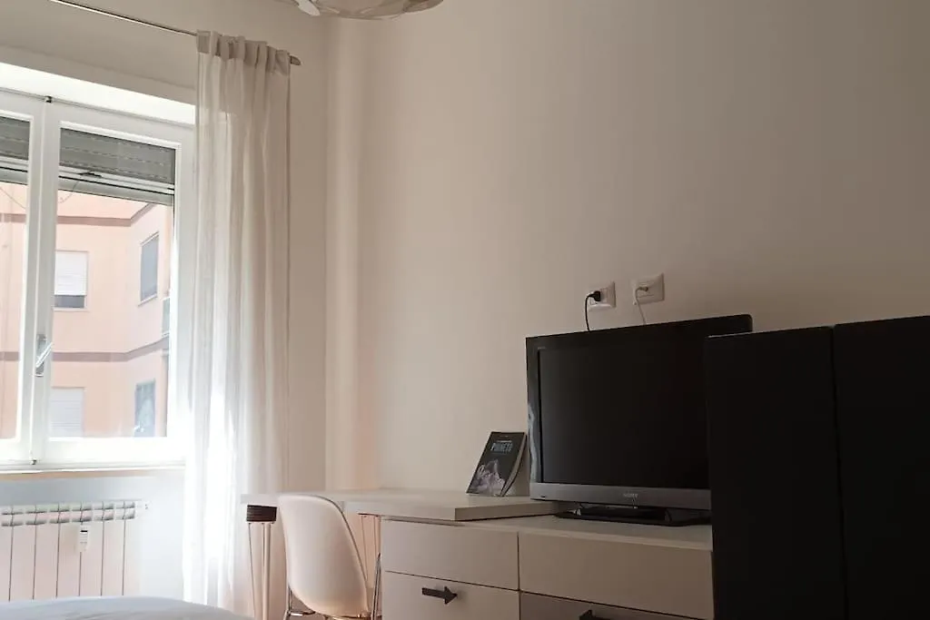 Apartment Design E Comfort Nel Cuore Del Pigneto! Rome